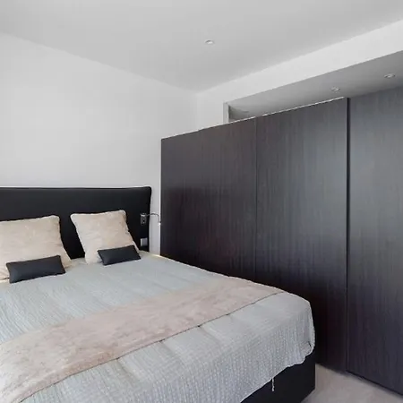 Style Sea Views Pool Sleeps 12 * بورتو فيكشْيو