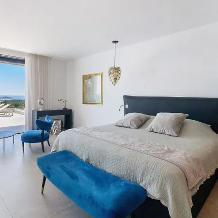فيلة Style Sea Views Pool Sleeps 12 *