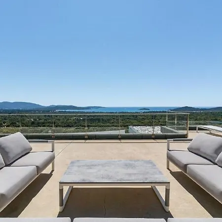 Style Sea Views Pool Sleeps 12 فيلة