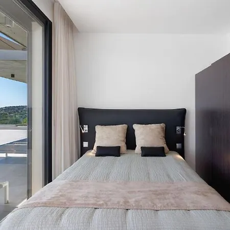 فيلة Style Sea Views Pool Sleeps 12 بورتو فيكشْيو